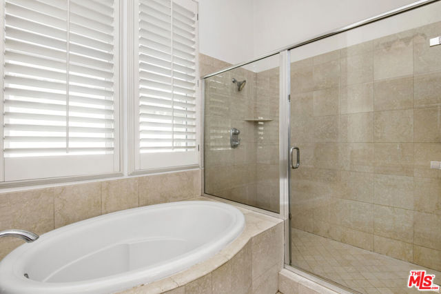 6021 Dawn, Playa Vista CA: https://media.crmls.org/mediaz/5c394a9f-1d05-46d9-b524-055ad8316fb8.jpg
