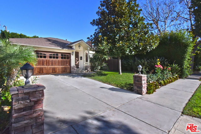 11323 Valley Spring Lane photo 4