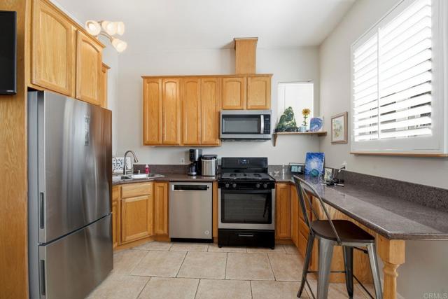 Detail Gallery Image 27 of 45 For 1839 Freda Ln, Cardiff By The Sea,  CA 92007 - 5 Beds | 4 Baths