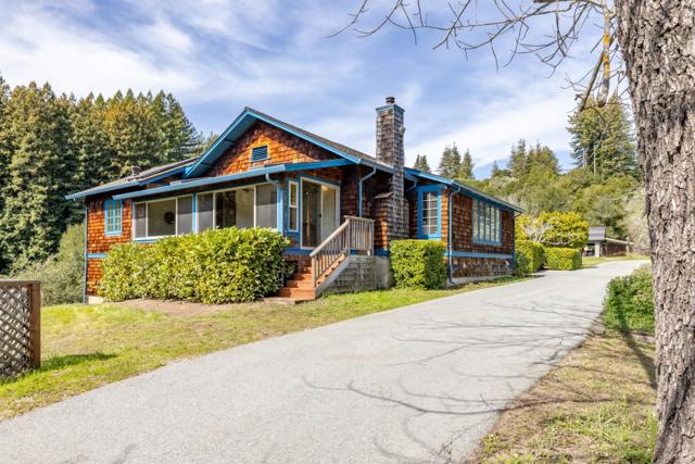495 Larsen Road, Aptos CA: https://media.crmls.org/mediaz/5c3a2c57-31a7-41a4-a2fb-caaecb99ce83.jpg