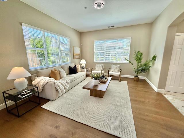 5825 Dresslar Cir, Livermore CA: https://media.crmls.org/mediaz/5c3a6278-b453-492c-b1eb-295ba315d5de.jpg