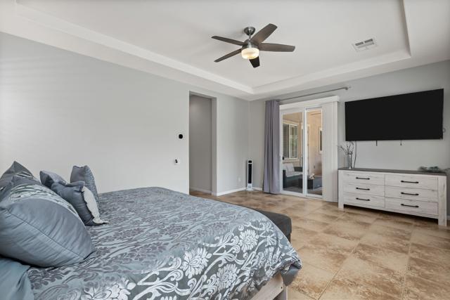 40844 Piazza Del Paradiso, Indio CA: https://media.crmls.org/mediaz/5c3b61fb-9d07-4e6f-8f76-3f8ee0b06dd1.jpg