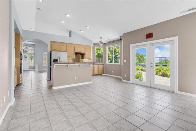 21775 Woodrose Place, Salinas CA: https://media.crmls.org/mediaz/5c3c40e5-ac74-4608-8097-6128eff7a59f.jpg