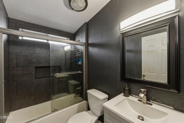 Detail Gallery Image 15 of 29 For 2400 E Pleasant Valley Rd #108,  Oxnard,  CA 93033 - 3 Beds | 2 Baths