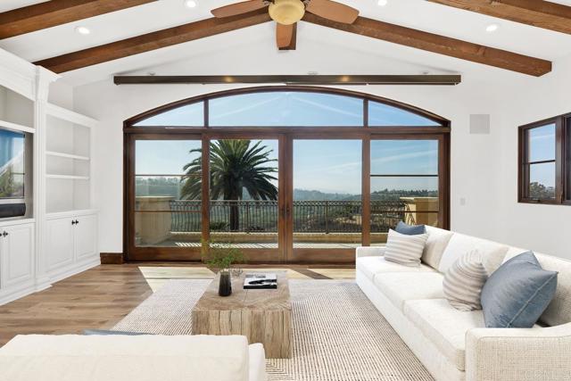 5015 Rancho Quinta Bend, San Diego CA: https://media.crmls.org/mediaz/5c3d6852-c23d-4bd9-a3d8-dce62b852a29.jpg
