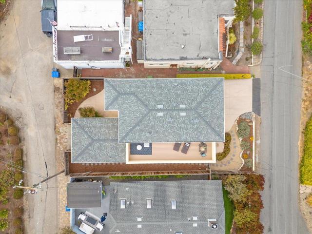 435 Coates Drive, Aptos CA: https://media.crmls.org/mediaz/5c3da168-6030-4988-b7f8-70203458a625.jpg