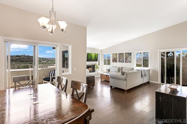 701 Fino Glen, Escondido CA: https://media.crmls.org/mediaz/5c3dbf13-e9e6-448f-8a0d-8048951f0f0c.jpg
