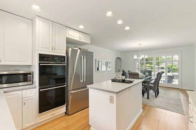 3642 Mcnulty Way, Redwood City CA: https://media.crmls.org/mediaz/5c3df74c-2f29-47ba-9e9c-65367313f657.jpg