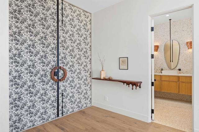 Detail Gallery Image 11 of 44 For 1506 Summit Ave, Cardiff By The Sea,  CA 92007 - 4 Beds | 3/1 Baths