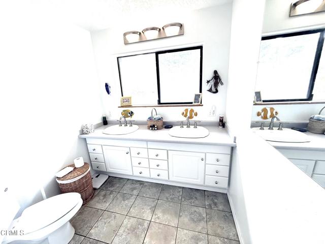 18391 Old Coast Highway, Fort Bragg CA: https://media.crmls.org/mediaz/5c3ecbb5-f24d-4939-bdf4-b7bd8f27f40d.jpg