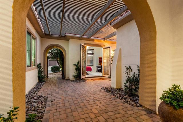 40426 Calle Estela, Indio CA: https://media.crmls.org/mediaz/5c3f4117-4b60-42f5-86e8-2118dce081d4.jpg