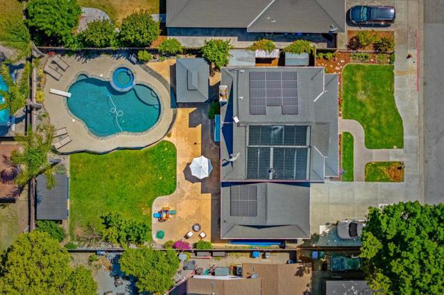1851 Severinsen Street, Hollister CA: https://media.crmls.org/mediaz/5c40760f-21d6-470c-b968-1b31e0fee8b4.jpg