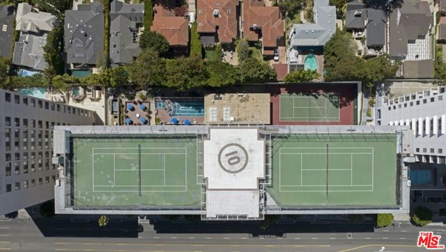 10535 Wilshire Boulevard, Los Angeles CA: https://media.crmls.org/mediaz/5c41ba19-2bf0-442d-9b8c-74b5a644541e.jpg