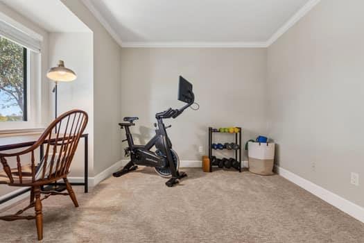 Image 19 of 25 For 5 Corinthian Court