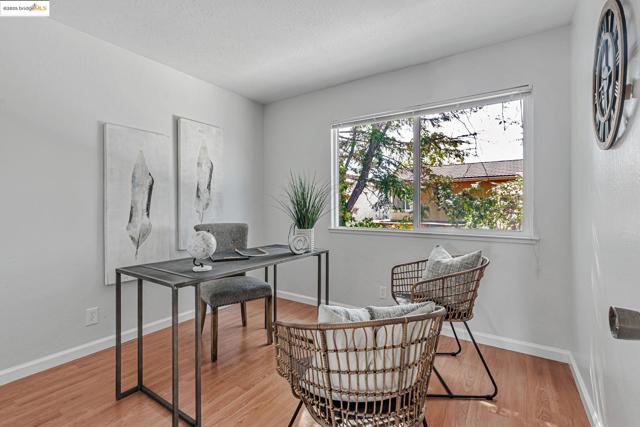 4414 Willow Glen Ct, Concord CA: https://media.crmls.org/mediaz/5c43e8c9-ab53-455f-a186-657ec90c24a6.jpg