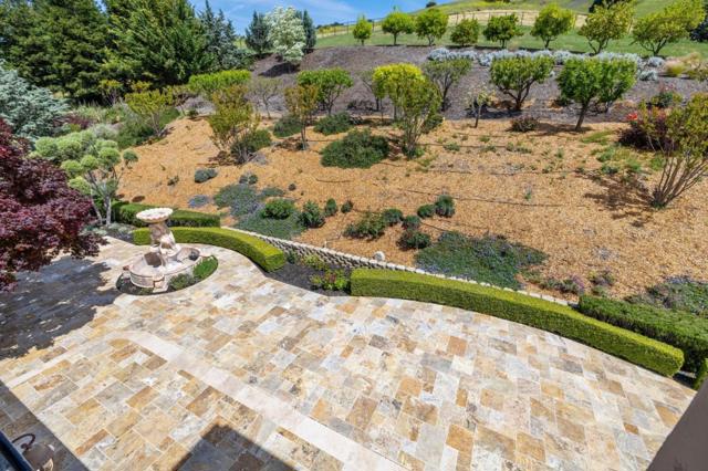 9540 Via Del Oro, Gilroy CA: https://media.crmls.org/mediaz/5c4518c7-8cfb-488f-a2c3-cae122c8c308.jpg
