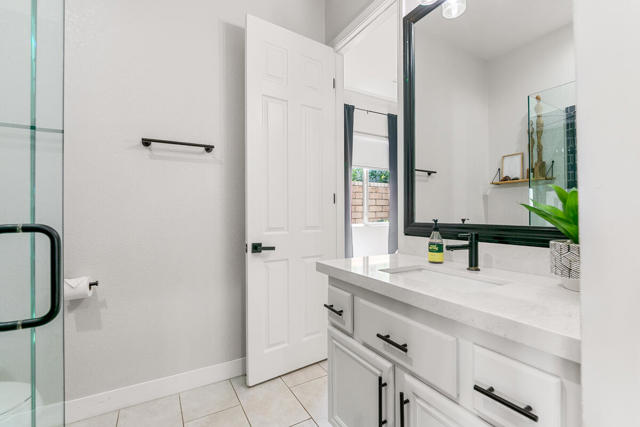 44830 Via Mirabel, La Quinta CA: https://media.crmls.org/mediaz/5c45ce65-f6bf-40e8-9d0a-50a3504b1dee.jpg
