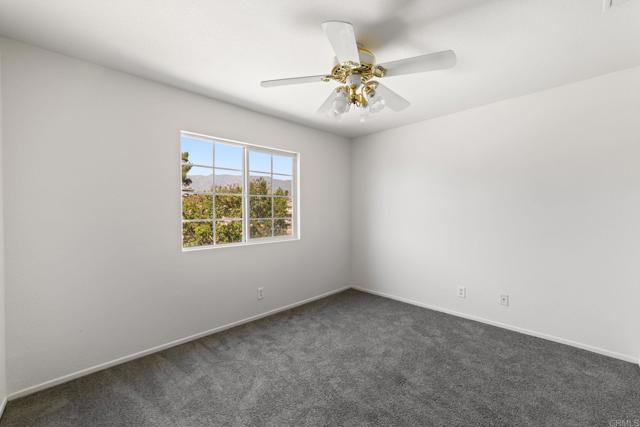 1115 Brown Bear Trail, Beaumont CA: https://media.crmls.org/mediaz/5c46bb1f-dc45-47c9-acd5-b4e5ffb1dc58.jpg