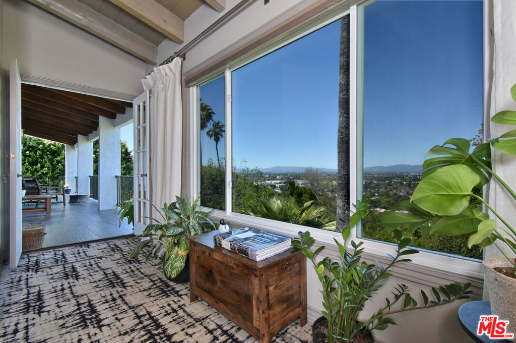 3609 Berry DriveStudio City img 3
