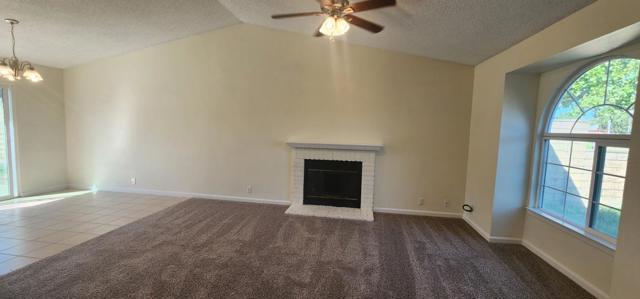 271 Cabernet Avenue, Greenfield CA: https://media.crmls.org/mediaz/5c48b0f2-5d71-470f-95ea-396734886ce3.jpg