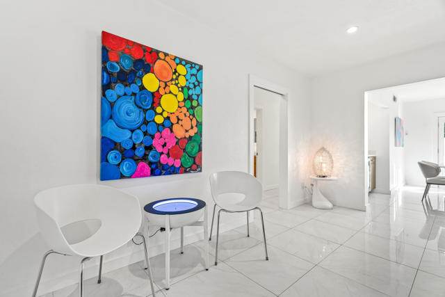 1175 E San Lucas Road, Palm Springs CA: https://media.crmls.org/mediaz/5c4921d7-b1b8-4250-9427-dd1d03445552.jpg