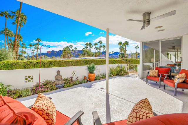2400 S Palm Canyon Drive, Palm Springs CA: https://media.crmls.org/mediaz/5c49d1fe-b893-4bbb-932d-4c206502c9bc.jpg
