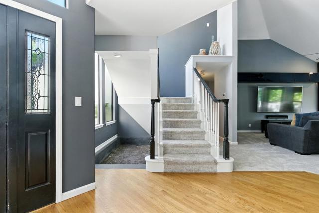 735 Georgetown Place, Gilroy CA: https://media.crmls.org/mediaz/5c4b8bb6-2338-44f8-807a-2f902e724fdd.jpg