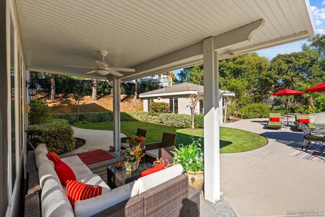 17117 Tallow Tree Lane, San Diego CA: https://media.crmls.org/mediaz/5c4bd5d4-38ba-4b2a-93c4-56b283c33fa5.jpg