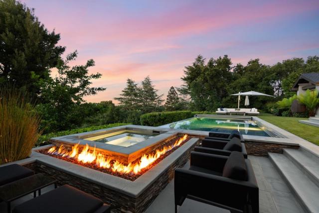 26960 Orchard Hill Lane, Los Altos Hills CA: https://media.crmls.org/mediaz/5c4c5d73-7334-40ef-be28-c51b97bc0f80.jpg