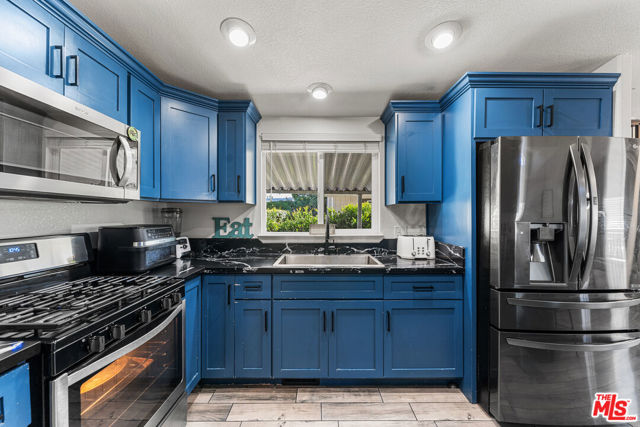 27361 Sierra Highway, 57