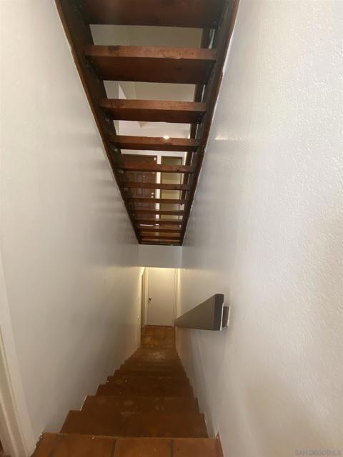 Image 11 of 15 For 3893 California St  5