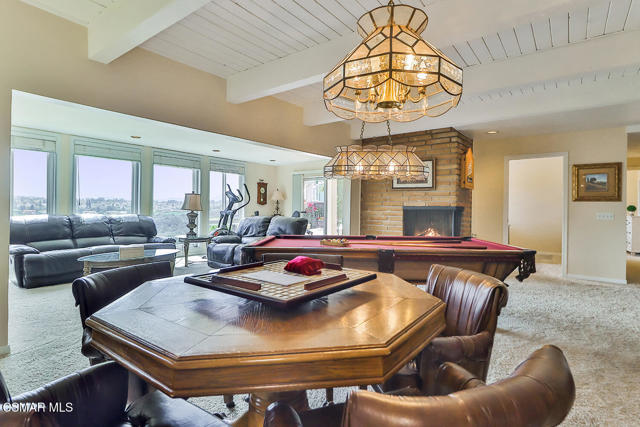 1822 Calle Borrego, Thousand Oaks CA: https://media.crmls.org/mediaz/5c4ef6dd-87a0-41d8-bdcf-61d1636712e1.jpg