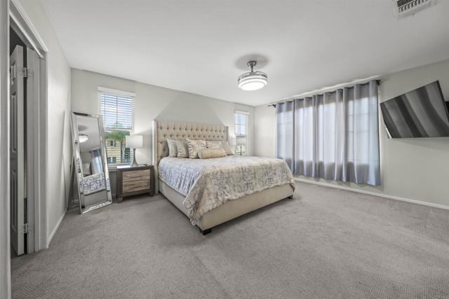 2194 Honeybee Street, Chula Vista CA: https://media.crmls.org/mediaz/5c4f29bb-8591-4adc-830c-581d82973801.jpg