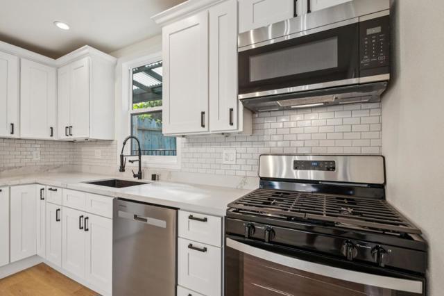 360 Bradford Street, San Francisco CA: https://media.crmls.org/mediaz/5c4f48c6-5181-4556-a90e-5899f3393cf5.jpg