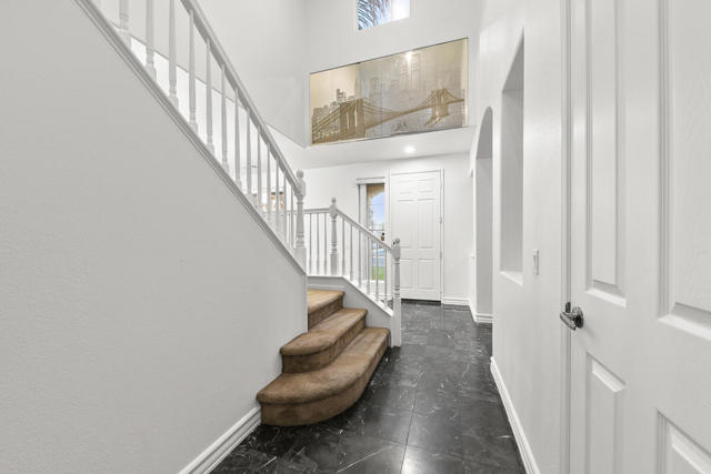 Image 10 of 66 For 48182 Keaton Way Way