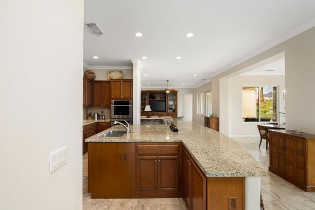 81206 Barrel Cactus Road, La Quinta CA: https://media.crmls.org/mediaz/5c52e37c-905e-4621-96f1-ee002ef45870.jpg
