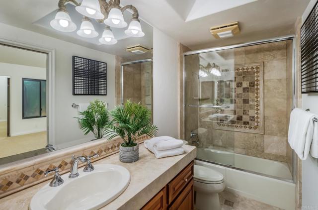 Detail Gallery Image 19 of 29 For 4035 Avenida Brisa, Rancho Santa Fe,  CA 92091 - 3 Beds | 2/1 Baths