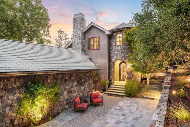 15985 Shannon Road, Los Gatos CA: https://media.crmls.org/mediaz/5c535428-3f60-4d42-9e57-31bb84698cb4.jpg