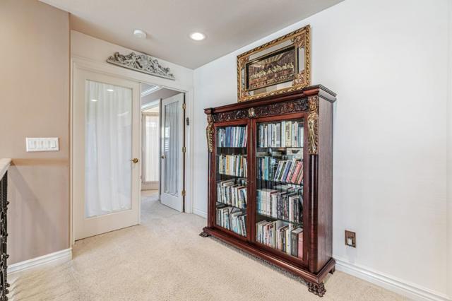 290 Bonnie Lane, Hollister CA: https://media.crmls.org/mediaz/5c53ac23-4962-49ac-b394-345a7f671077.jpg