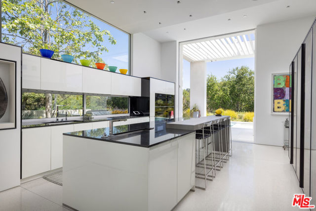 Drew Fenton | 12251 Castlegate Drive Los Angeles CA | MLS: 7060159