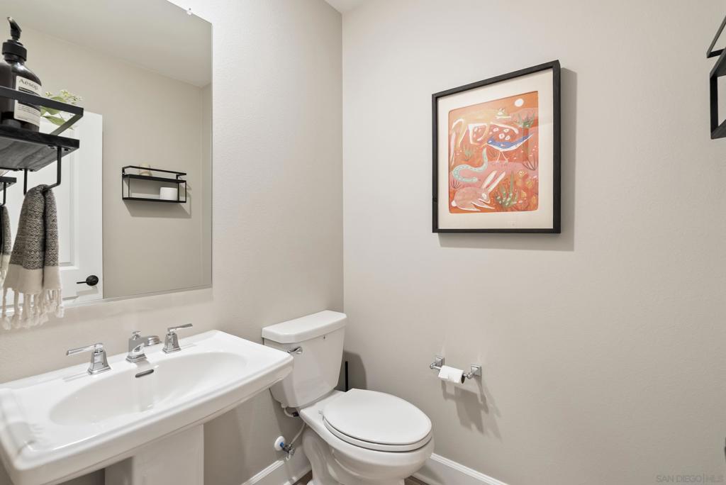 944 Lindbergh - photo 16