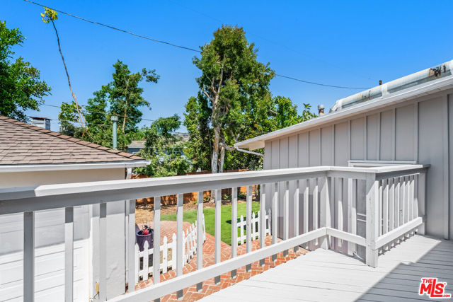769 Wildomar, Pacific Palisades CA: https://media.crmls.org/mediaz/5c54dcbe-d2a8-4333-8165-5ec78dff642e.jpg
