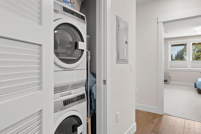 141 Aptos Village Way, Aptos CA: https://media.crmls.org/mediaz/5c55a079-949a-4eb6-869b-53dc546191fc.jpg