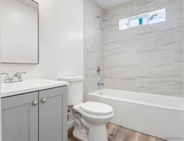 709 4th AVE, Chula Vista CA: https://media.crmls.org/mediaz/5c56a3d3-ade1-4cf5-ad66-12e22208632e.jpg