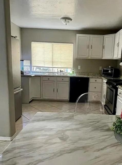 Detail Gallery Image 1 of 1 For 237 Rancho Dr #C,  Chula Vista,  CA 91911 - 3 Beds | 1/1 Baths