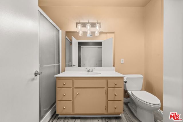 5245 Coldwater Canyon Avenue, Sherman Oaks CA: https://media.crmls.org/mediaz/5c57bb59-f1f6-4fe1-aa80-6200da12349b.jpg