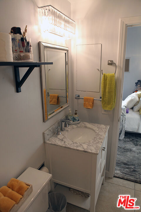 10550 Wilshire Boulevard, Los Angeles CA: https://media.crmls.org/mediaz/5c57fec1-5058-4e3e-8b55-b77c760e86d6.jpg