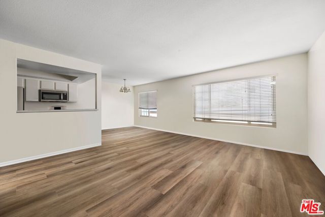 3321 Keystone Avenue, Los Angeles CA: https://media.crmls.org/mediaz/5c590960-d227-4a18-89d1-2302be19370a.jpg
