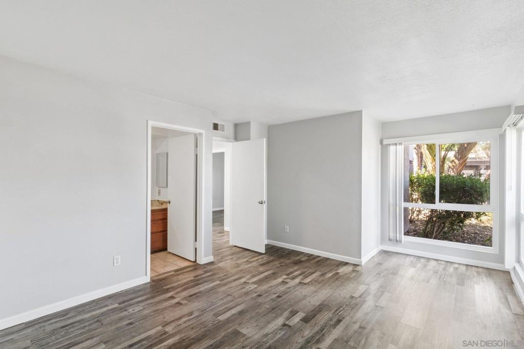 9140 Gramercy Dr - photo 16