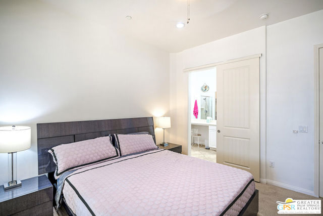 39220 Calle Negrete, Indio CA: https://media.crmls.org/mediaz/5c5967ce-372f-4252-b31a-d92ca9341484.jpg